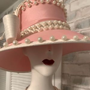 Beautiful hat perfect for the derby